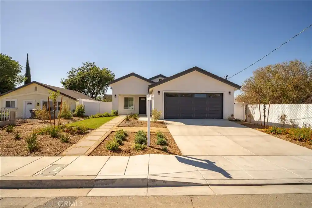 Photo 1 of Single family home for sale at 336 E Mead, San Jacinto, CA 92583 | MLS# CV26206014 | Listing updated on 2026-10-22