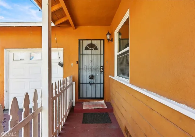 Photo 4 of Single family home for sale at 1692 Crestview, San Bernardino, CA 92404 | MLS# DW26206033 | Listing updated on 2026-10-11