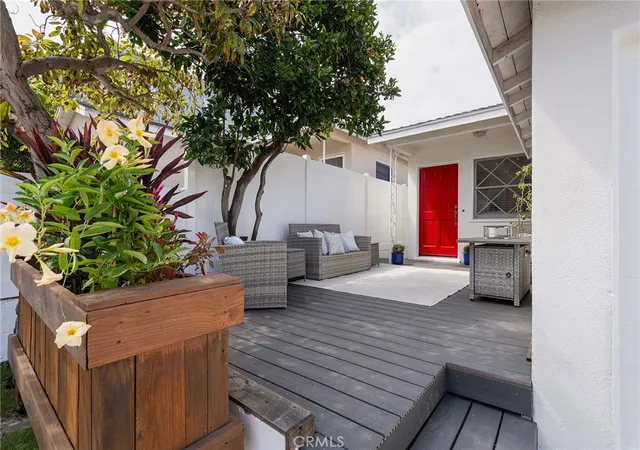 Photo 1 of Single family home for sale at 1631 Carver St, Redondo Beach, CA 90278 | MLS# SB26124767 | Listing updated on 2026-10-12