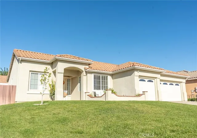 Photo 2 of Sale Pending at 441 Autumn Ln, Banning, CA 92220 | MLS# IG26205800 | Listing updated on 2026-10-01