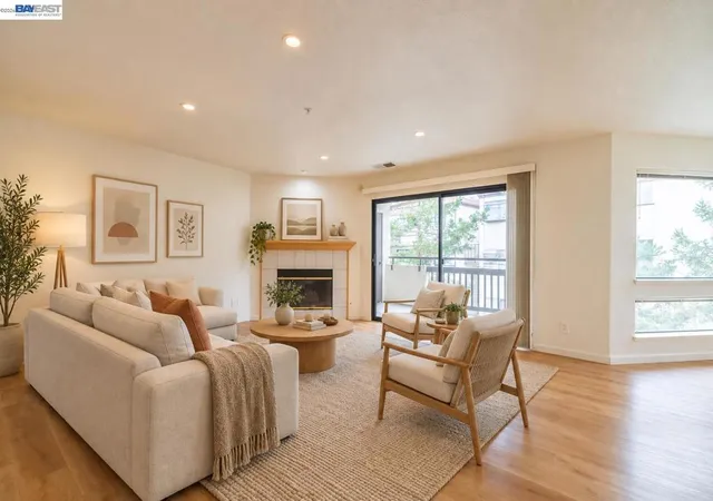 Condo for sale at 21103 Gary #318A, Castro Valley, CA 94546 | MLS# 41148931