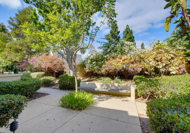 Listing Photo 3 - Condo for sale in building located at 5715 Baltimore Dr, La Mesa, CA 91942 - Unit #135