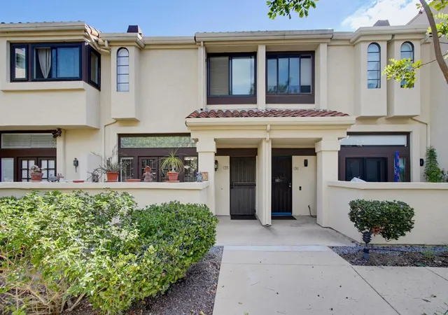 Listing Photo 4 - Condo for sale in building located at 5715 Baltimore Dr, La Mesa, CA 91942 - Unit #135