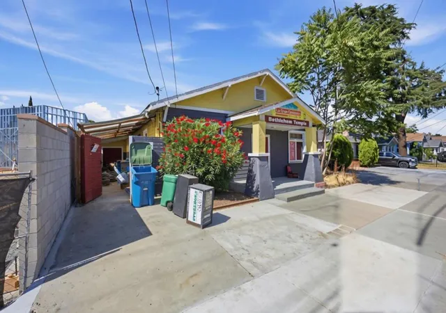 Photo 2 of Multi family home for sale at 315 N 10th Street, San Jose, CA 95112 | MLS# ML82062062 | Listing updated on 2026-10-10