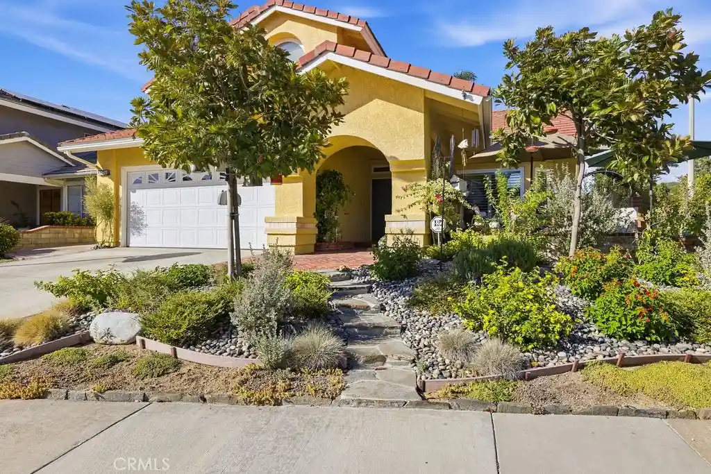 Single family home for sale at 22605 Palm Ct, Santa Clarita, CA 91390 | MLS# SR26198628