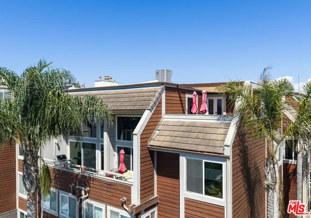 Photo 3 of Condo for sale at 4200 Via Dolce #328, Marina Del Rey, CA 90292 | MLS# 26988031 | Listing updated on 2026-10-03
