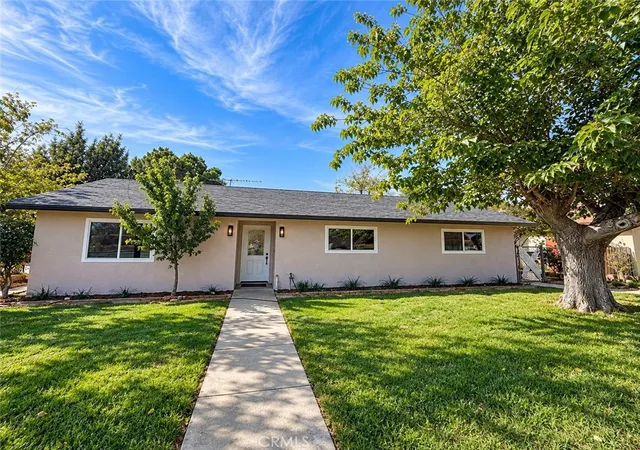 Photo 1 of Sale Pending at 3024 W Wilson, Banning, CA 92220 | MLS# CV26205912 | Listing updated on 2026-10-31