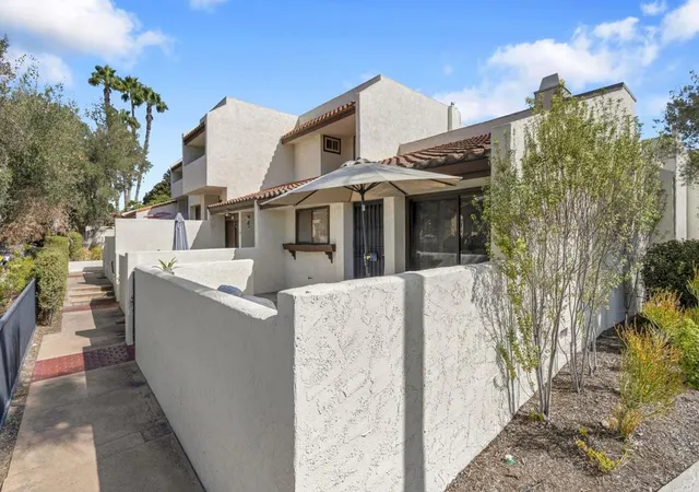 Listing Photo 1 - Condo for sale in building located at 6740 Caminito Del Greco, San Diego, CA 92120