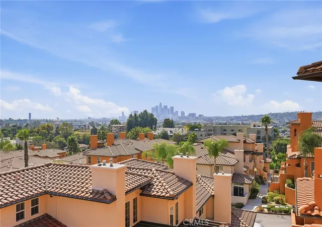 Photo 3 of Townhouse for sale at 3711 Baldwin St #1203, Los Angeles, CA 90031 | MLS# AR26206209 | Listing updated on 2026-10-11