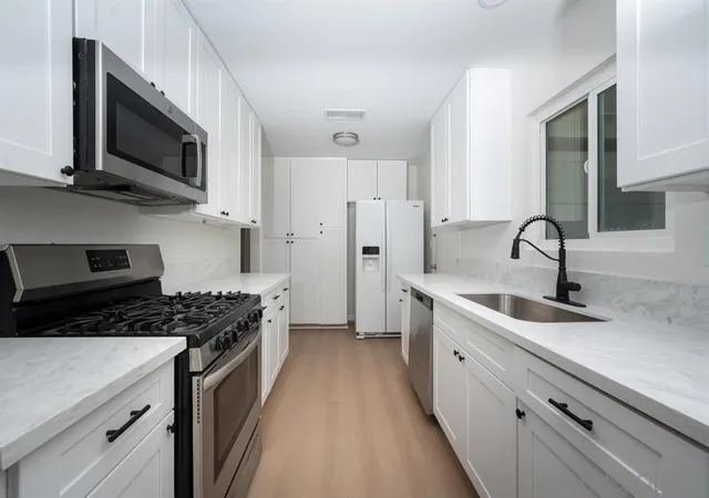 Photo 3 of Single family home for sale at 2398 San Bernardo Ave, Hemet, CA 92545 | MLS# 260023071SD | Listing updated on 2026-09-24