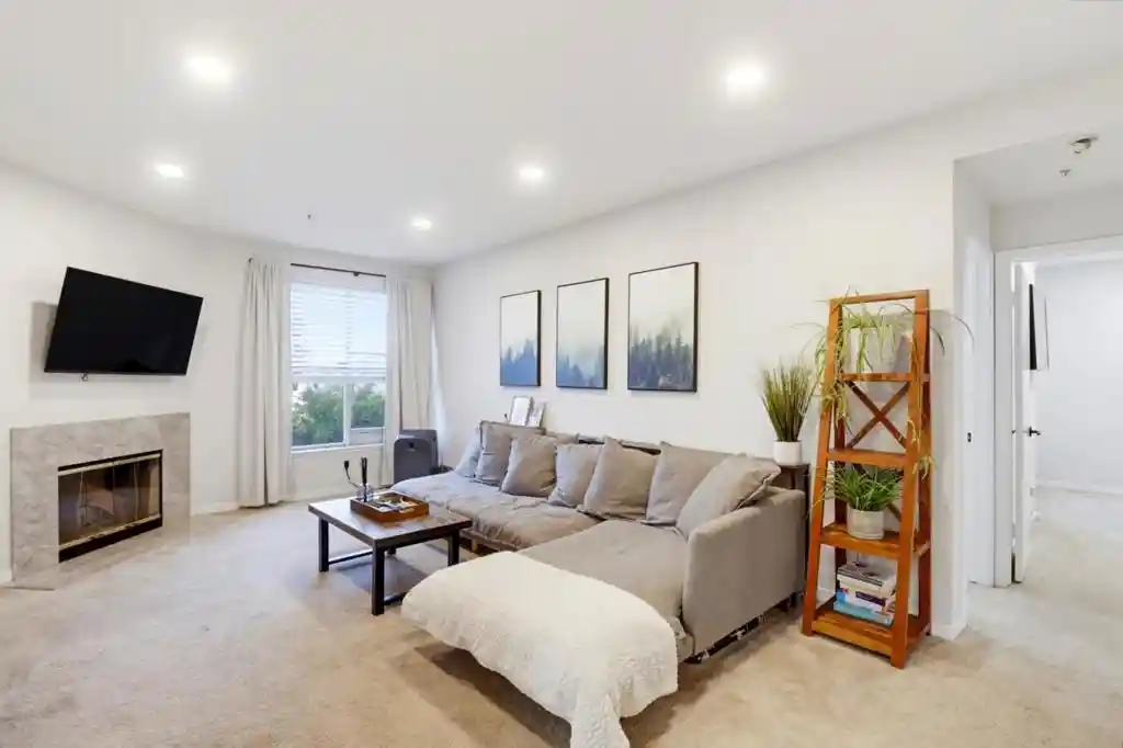 Listing Photo 2 - Condo for sale in 211 S Fremont located at 211 S Fremont, San Mateo, CA 94401 - Unit #309