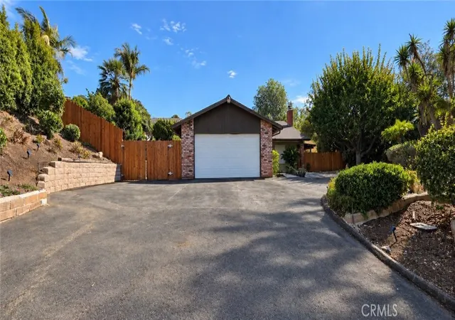 Single family home for sale at 1192 Caren Rd, Vista, CA 92083 | MLS# SW26206296