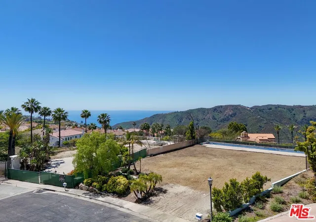 Photo 1 of Land for sale at 16895 Calle De Sarah, Pacific Palisades, CA 90272 | MLS# 26990937 | Listing updated on 2026-09-29