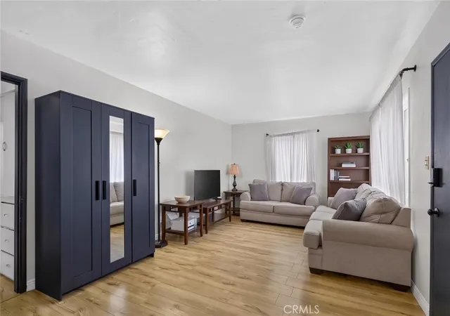 Photo 3 of House for sale at 1530 W 81st Street, Los Angeles, CA 90047 | MLS# PW26206282 | Listing updated on 2026-09-25