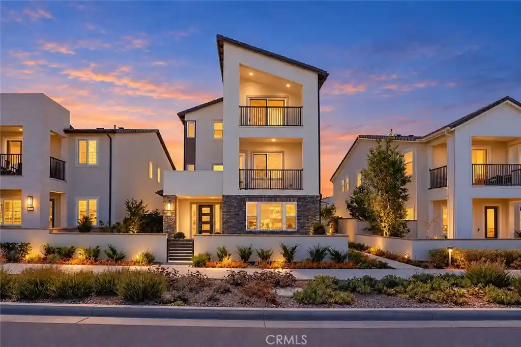 Photo 1 of Condo for sale at 528 Gadwall, Irvine, CA 92618 | MLS# FR26206112 | Listing updated on 2026-10-19