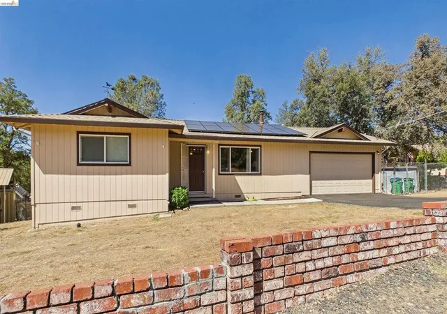 Photo 1 of Single family home for sale at 20568 Tanner Dr, Soulsbyville, CA 95372 | MLS# 41148960 | Listing updated on 2026-09-28