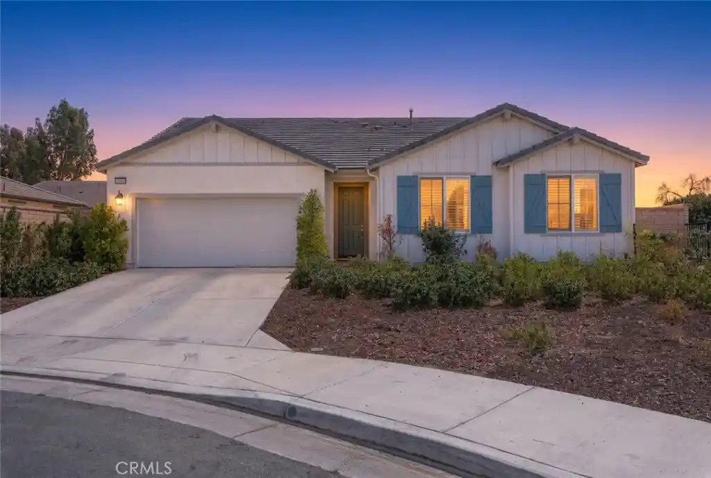 Photo 1 of Single family home for sale at 32690 Ascot Hl, Wildomar, CA 92595 | MLS# IG26206430 | Listing updated on 2026-10-24