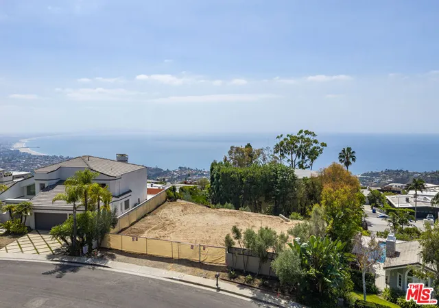 Photo 1 of Land for sale at 16810 Glynn Dr, Pacific Palisades, CA 90272 | MLS# 26989337 | Listing updated on 2026-09-30