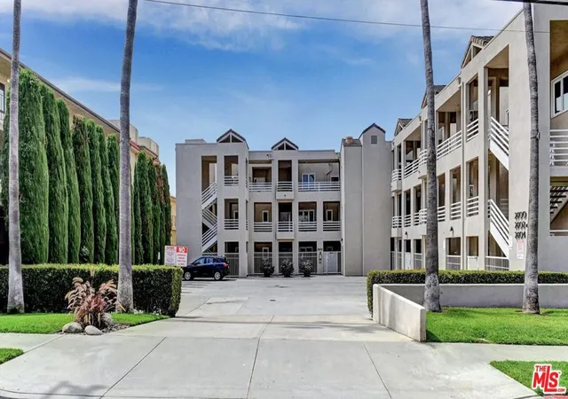 Condo for sale at 2604 E 20th Street #205E, Signal Hill, CA 90755 | MLS# 26991059
