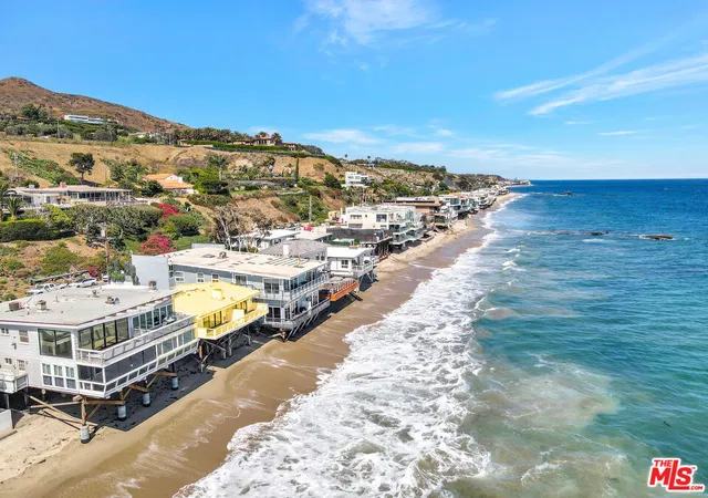 Photo 1 of Single family home for sale at 25330 Malibu Rd, Malibu, CA 90265 | MLS# 26991065 | Listing updated on 2026-09-23