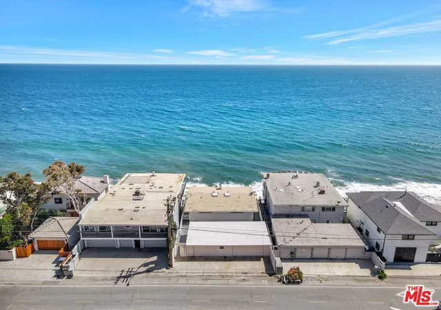 Photo 2 of Single family home for sale at 25330 Malibu Rd, Malibu, CA 90265 | MLS# 26991065 | Listing updated on 2026-09-23
