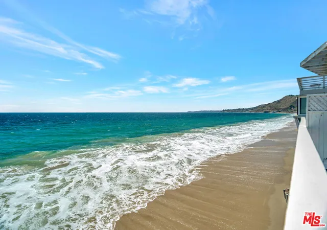 Photo 3 of Single family home for sale at 25330 Malibu Rd, Malibu, CA 90265 | MLS# 26991065 | Listing updated on 2026-09-23