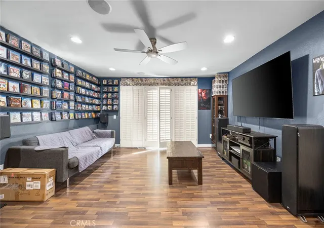 Listing Photo 1 - Condo for sale in building located at 1082 Cabrillo Park, Santa Ana, CA 92701 - Unit #D