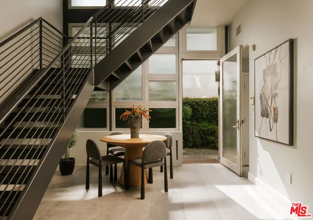 Condo for sale at 1524 11th Street #E, Santa Monica, CA 90401 | MLS# 26990973