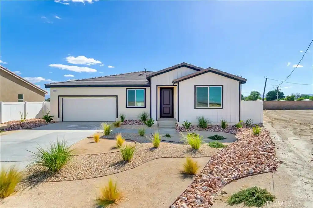 Photo 1 of Single family home for sale at 1518 E Holguin St, Lancaster, CA 93535 | MLS# SR26206567 | Listing updated on 2026-10-19