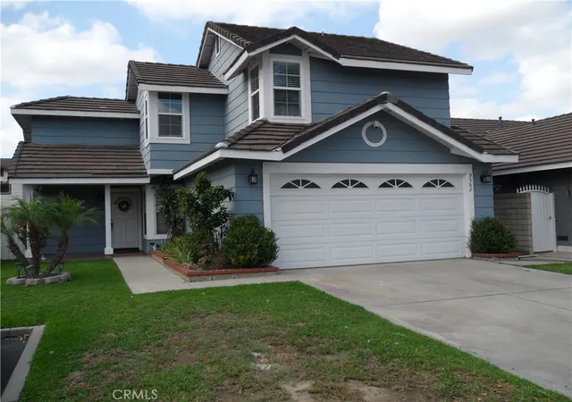 Photo 2 of Single family home for sale at 9562 Montana Calva Cir, Pico Rivera, CA 90660 | MLS# CV26205344 | Listing updated on 2026-09-30
