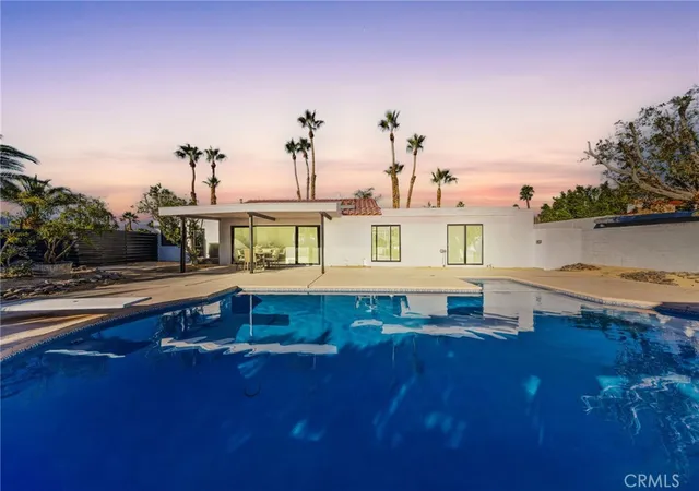 Photo 1 of Single family home for sale at 1033 E Via Escuela, Palm Springs, CA 92262 | MLS# SR26206632 | Listing updated on 2026-10-10