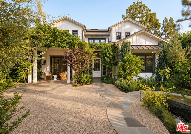 Photo 1 of Mansion for sale at 371 20th Street, Santa Monica, CA 90402 | MLS# 26990823 | Listing updated on 2026-10-02
