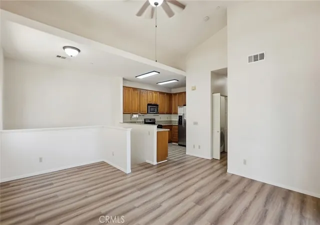 Listing Photo 3 - Condo for sale in building located at 93 Kansas, Redlands, CA 92373 - Unit #602