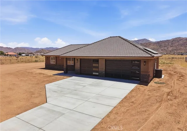 Photo 1 of Single family home for sale at 17430 Century Plant Rd, Apple Valley, CA 92307 | MLS# HD26206600 | Listing updated on 2026-09-30