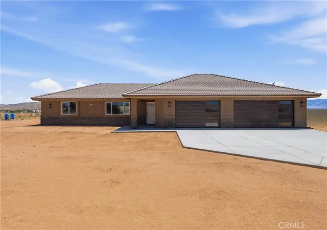 Photo 2 of Single family home for sale at 17430 Century Plant Rd, Apple Valley, CA 92307 | MLS# HD26206600 | Listing updated on 2026-09-30