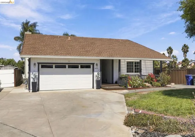 Photo 3 of Sale Pending at 5521 Starboard Ct, Discovery Bay, CA 94505 | MLS# 41148990 | Listing updated on 2026-10-05