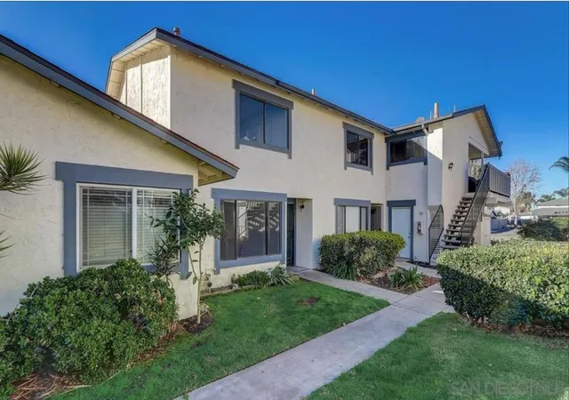 Townhouse for sale at 3433 Los Mochis 3433 Los Mochis Way, Oceanside, CA 92056 | MLS# 260023109SD