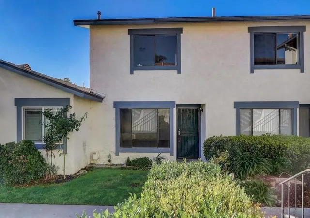 Photo 3 of Townhouse for sale at 3433 Los Mochis 3433 Los Mochis Way, Oceanside, CA 92056 | MLS# 260023109SD | Listing updated on 2026-09-30
