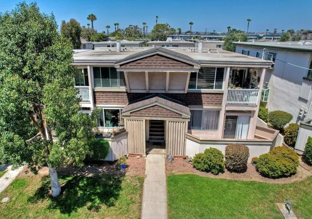 Photo 1 of Condo for sale at 3852 Basilone St, San Diego, CA 92110 | MLS# 260023113SD | Listing updated on 2026-09-30