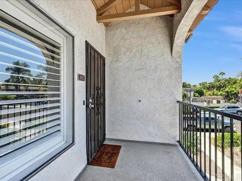 Listing Photo 29 - Condo for sale in 202 Candice Pl located at 202 Candice Pl, Vista, CA 92083 - Unit 202 Candice Pl