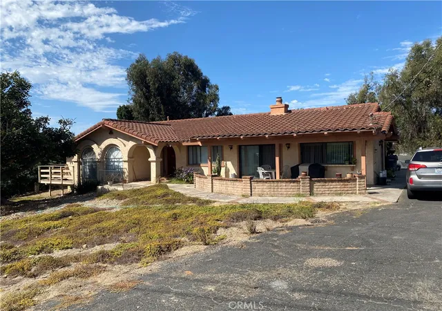 Photo 1 of Single family home for sale at 1041 Lau Hala Cyn, Vista, CA 92081 | MLS# IG26206752 | Listing updated on 2026-10-11