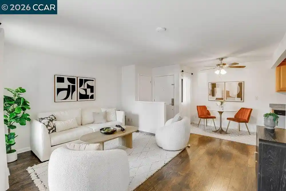 Listing Photo 1 - Condo for sale in 5450 Concord Blvd located at 5450 Concord Blvd, Concord, CA 94521 - Unit #H2