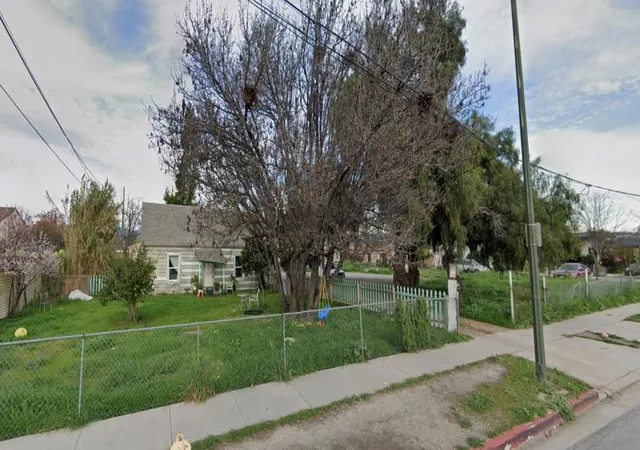 Photo 4 of Single family home for sale at 2450 Mclaughlin Ave, San Jose, CA 95121 | MLS# ML82062132 | Listing updated on 2026-09-23