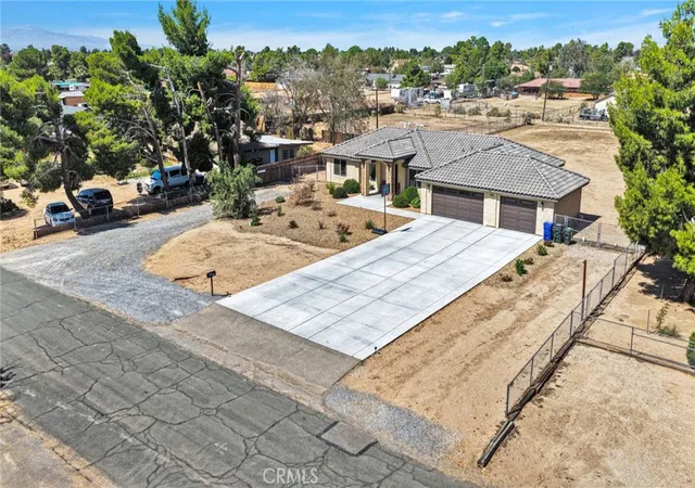 Photo 3 of Single family home for sale at 13922 Jicarilla Rd, Apple Valley, CA 92307 | MLS# HD26206820 | Listing updated on 2026-09-29