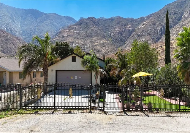 Photo 4 of Single family home for sale at 51815 Riza, Cabazon, CA 92230 | MLS# IV26206746 | Listing updated on 2026-10-07