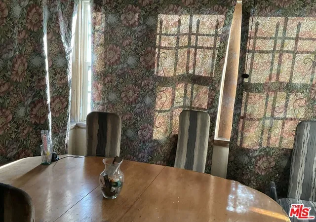 Photo 4 of Single family home for sale at 2068 S Hobart Blvd, Los Angeles, CA 90018 | MLS# 26987377 | Listing updated on 2026-10-05