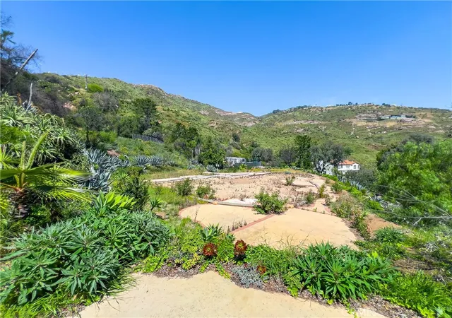Photo 1 of Land for sale at 23422 W Copacabana, Malibu, CA 90265 | MLS# SR26206884 | Listing updated on 2026-09-22