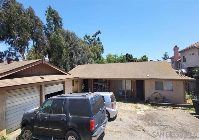 Photo 2 of Sale Pending at 807 Ada, Chula Vista, CA 91911 | MLS# 260023121SD | Listing updated on 2026-09-26