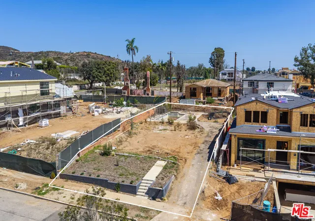 Photo 1 of Sale Pending at 1150 Iliff St, Pacific Palisades, CA 90272 | MLS# 26989699 | Listing updated on 2026-10-29