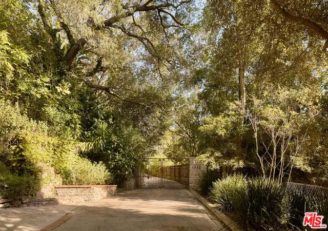 Photo 1 of Single family home for sale at 1372 Benedict Cyn Dr, Beverly Hills, CA 90210 | MLS# 26989525 | Listing updated on 2026-09-30